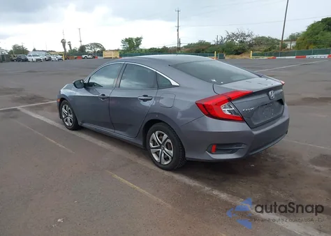 2017 Honda Civic Lx z USA, uszkodzony, nr VIN 19XFC2F55HE074324